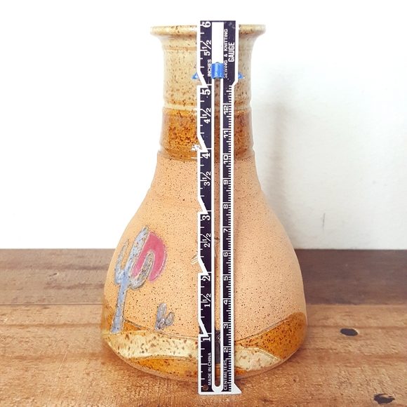 Vintage 90's Handmade Studio Pottery Vase Boho Southwest Desert Scene - Picture 5 of 7